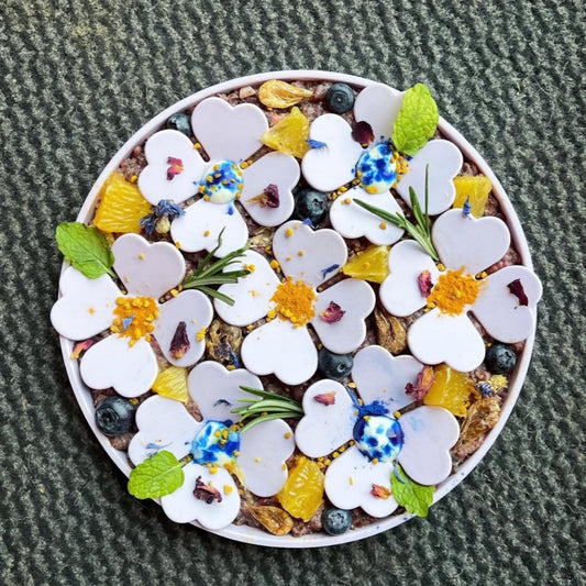 Slow Feeder voor Honden met Bloemendesign – Voor een Gezondere Eetervaring